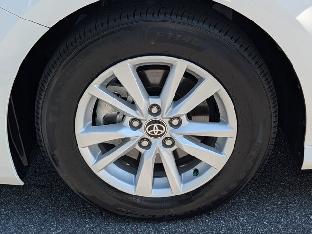 Used 2026 Toyota Camry LE FWD image 11