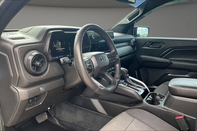 Used 2023 Chevrolet Colorado Trail Boss w/ Technology Package AWD/4WD image 12