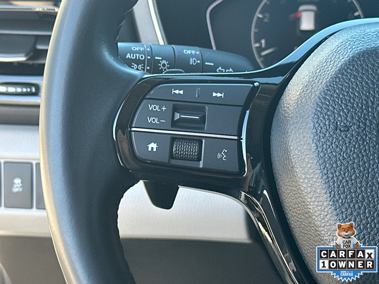 Used 2025 Honda Pilot Touring image 25