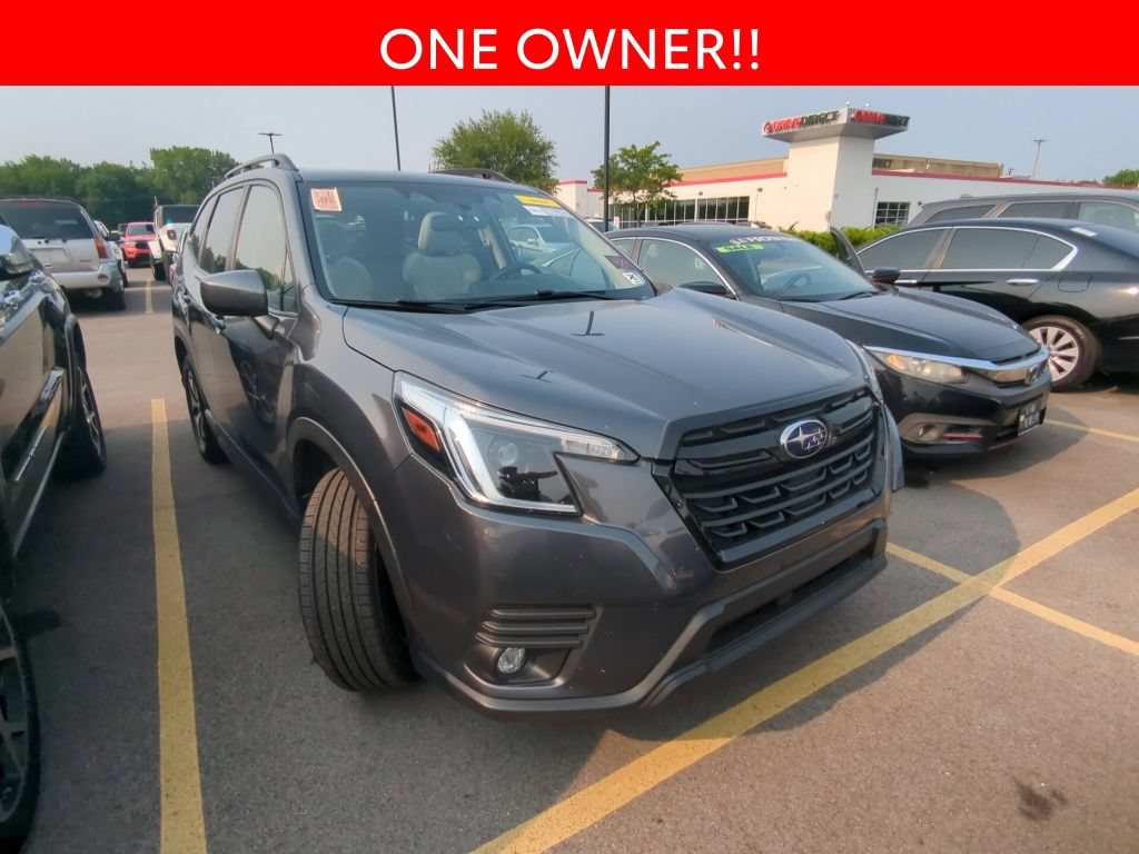 Used 2024 Subaru Forester Premium AWD/4WD image 3