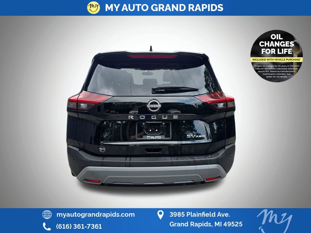 Used 2023 Nissan Rogue SV AWD/4WD image 6