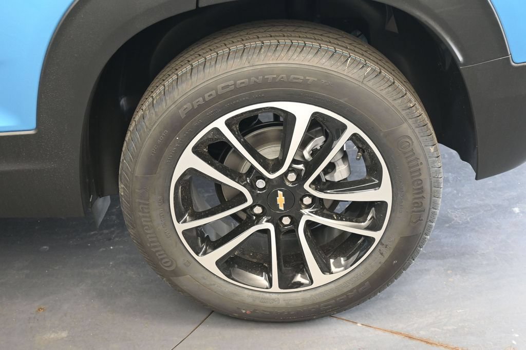 New 2026 Chevrolet TrailBlazer LT w/ LT Cold Weather Package AWD/4WD image 13