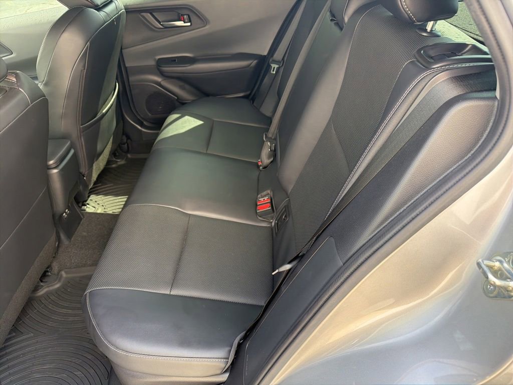 Used 2023 Toyota Prius XLE FWD image 35
