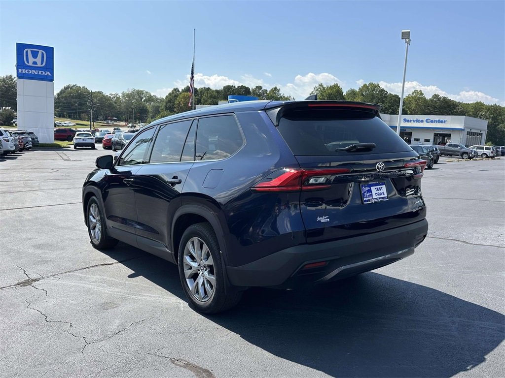 Used 2024 Toyota Grand Highlander Limited image 24