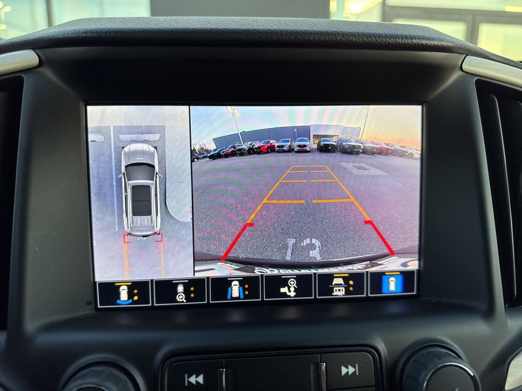 Used 2024 GMC Terrain Denali w/ Denali Premium Package image 15