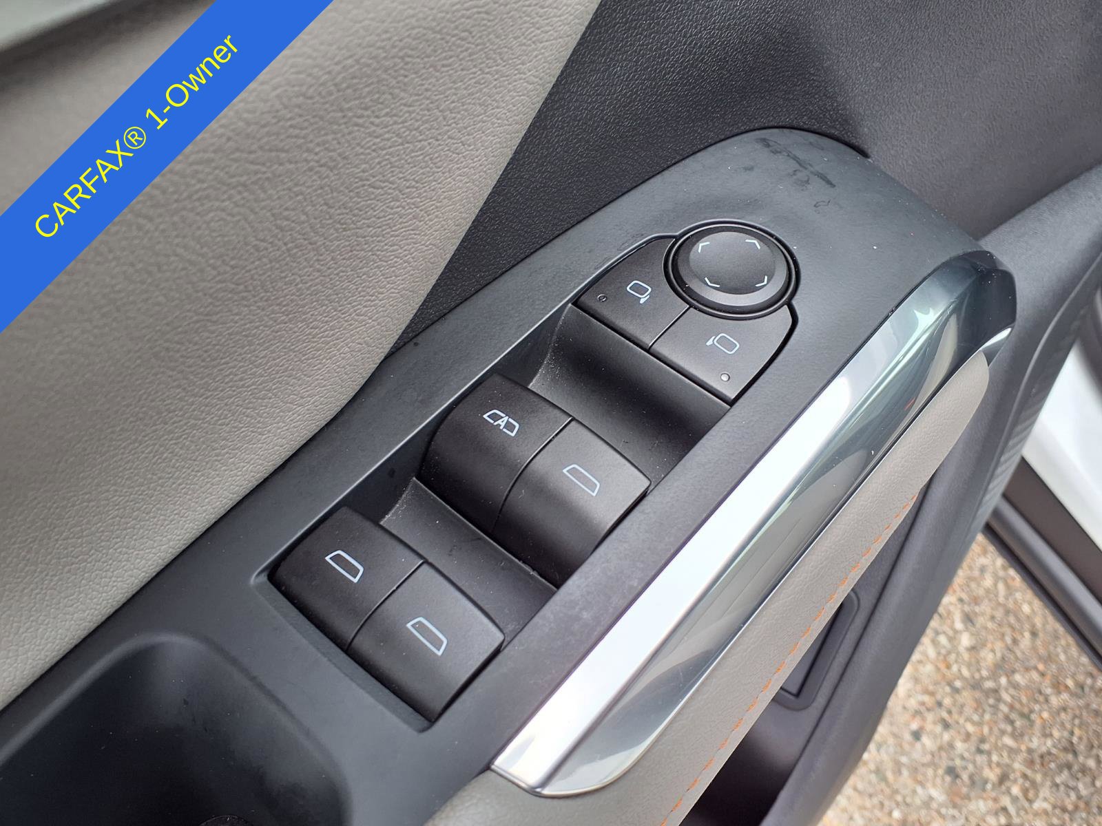 Used 2026 Chevrolet Traverse LT w/ Driver Confidence Package FWD image 16
