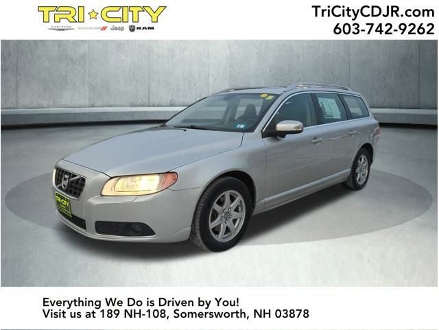 Used 2010 Volvo V70 3.2 image 1