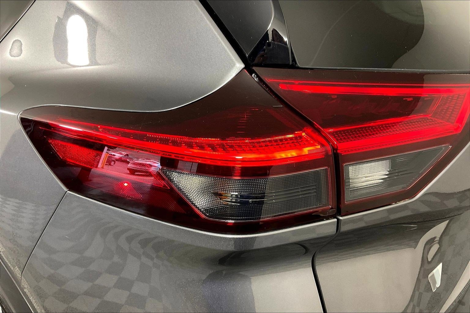 Used 2021 Nissan Rogue Platinum image 23