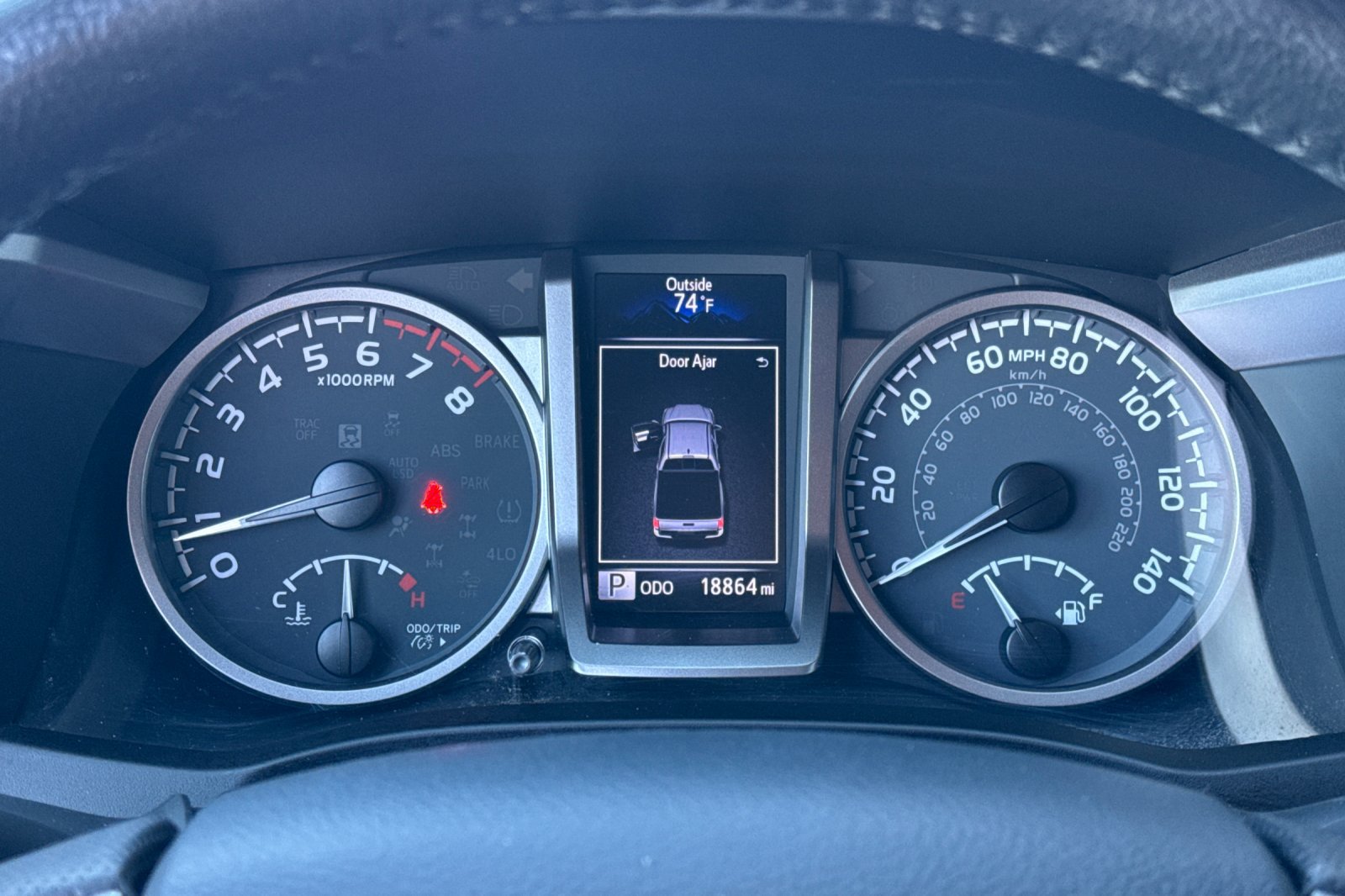 Used 2020 Toyota Tacoma SR5 RWD image 25