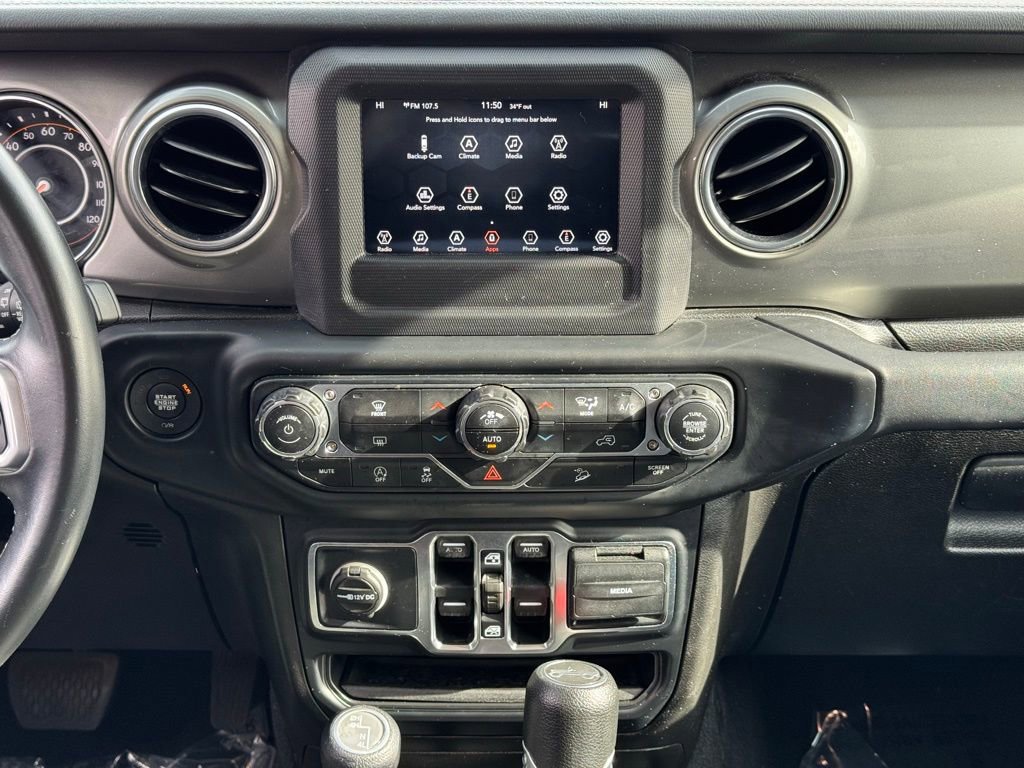 Used 2019 Jeep Wrangler Unlimited Sahara image 19