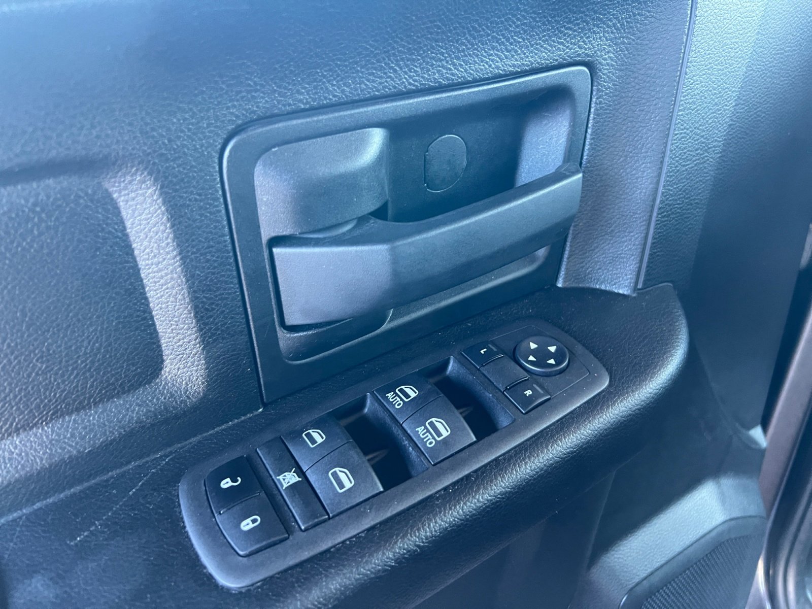 Used 2023 RAM 1500 Tradesman w/ Electronics Group image 18