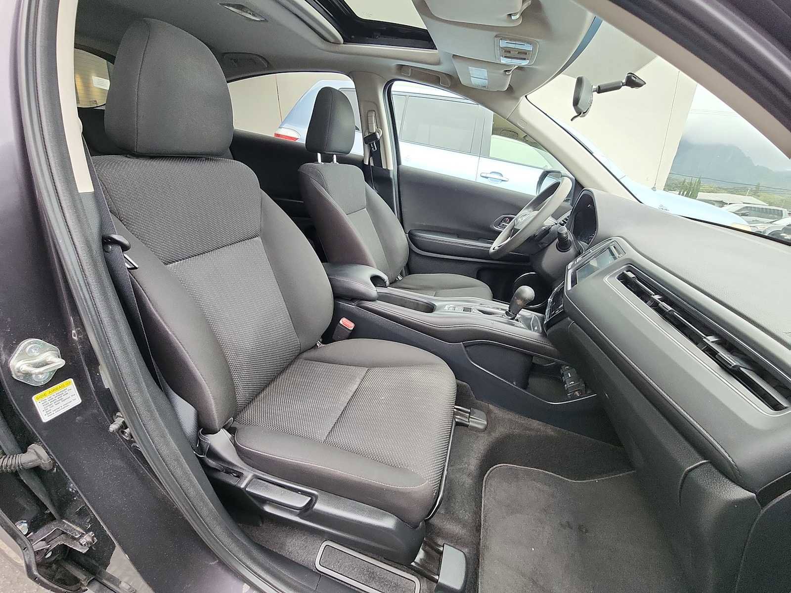 Used 2016 Honda HR-V EX image 27