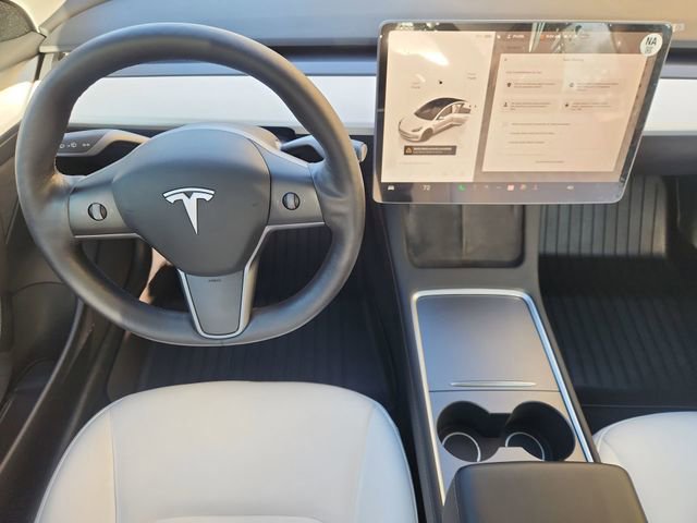 Used 2023 Tesla Model 3 Performance image 11