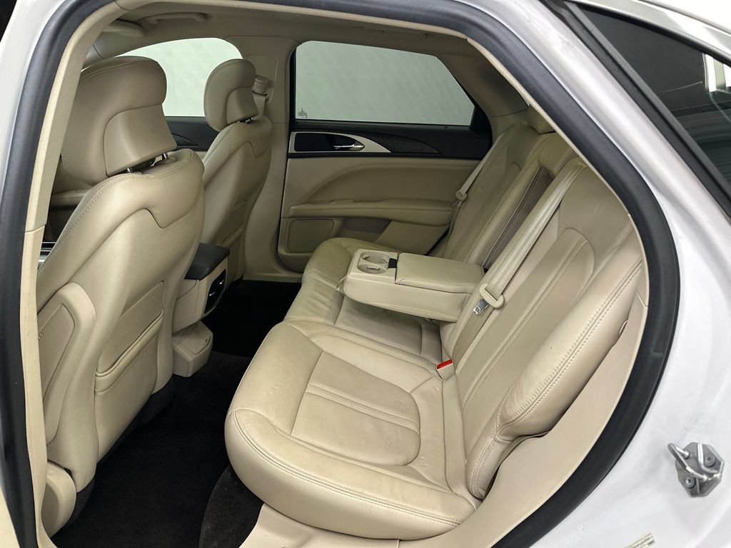 Used 2017 Lincoln MKZ Reserve FWD image 21