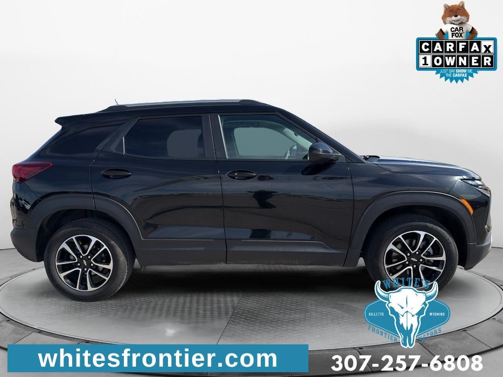 Used 2025 Chevrolet TrailBlazer LT AWD/4WD image 4