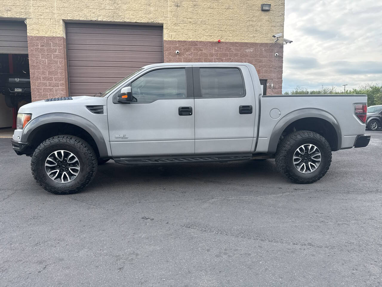 Used 2014 Ford F150 Raptor AWD/4WD image 28