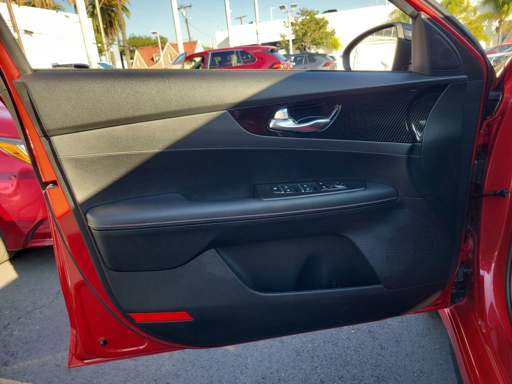 Used 2022 Kia Forte GT image 19