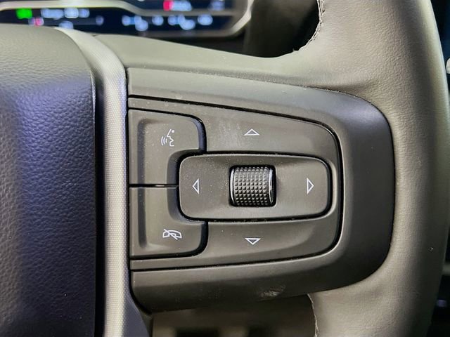 Used 2025 GMC Sierra 1500 Elevation image 32