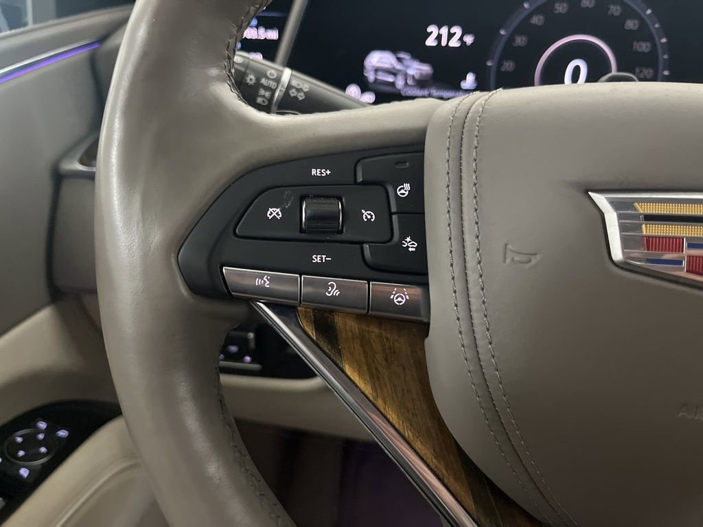 Used 2021 Cadillac Escalade Premium Luxury Platinum AWD/4WD image 65