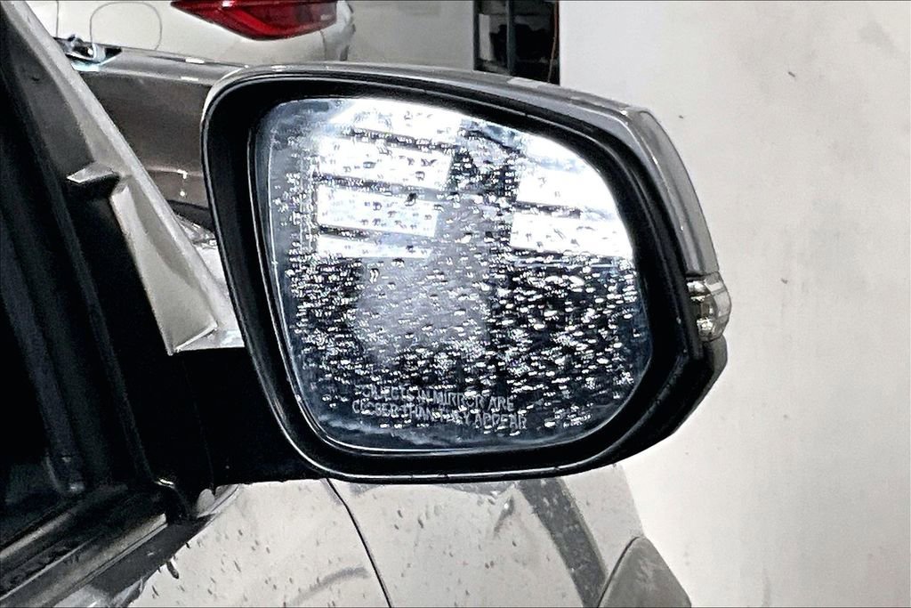 Used 2016 Toyota Tacoma TRD Off-Road w/ Towing Package image 21