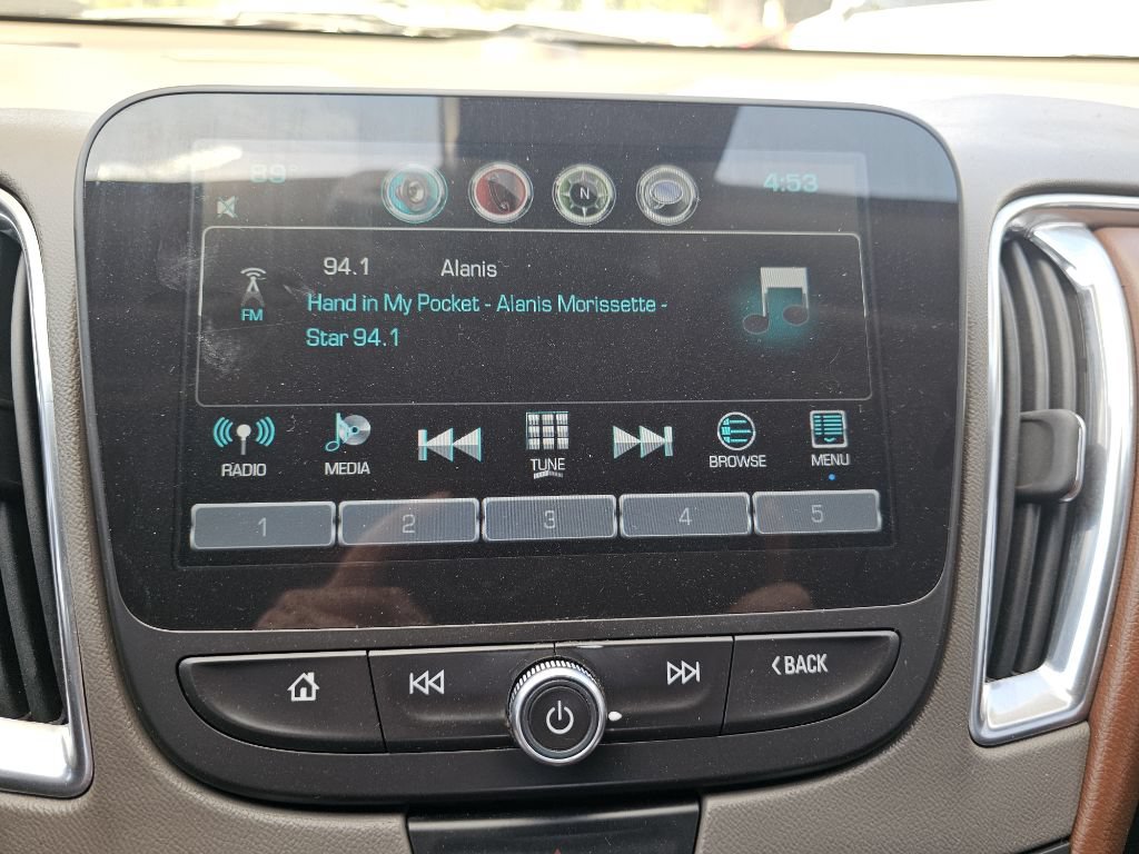 Used 2016 Chevrolet Malibu Premier w/ Driver Confidence Package II FWD image 24