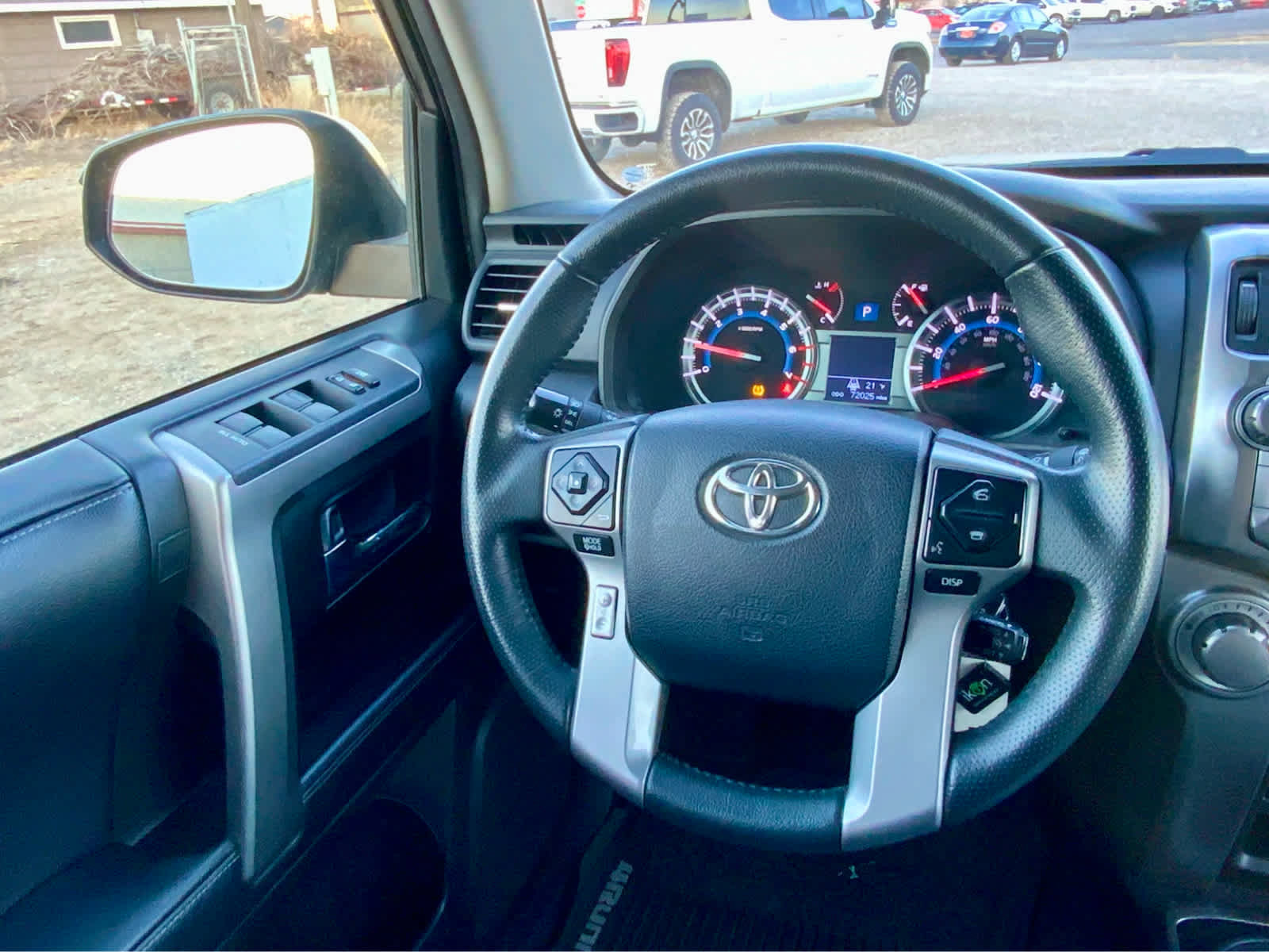 Used 2018 Toyota 4Runner SR5 image 39