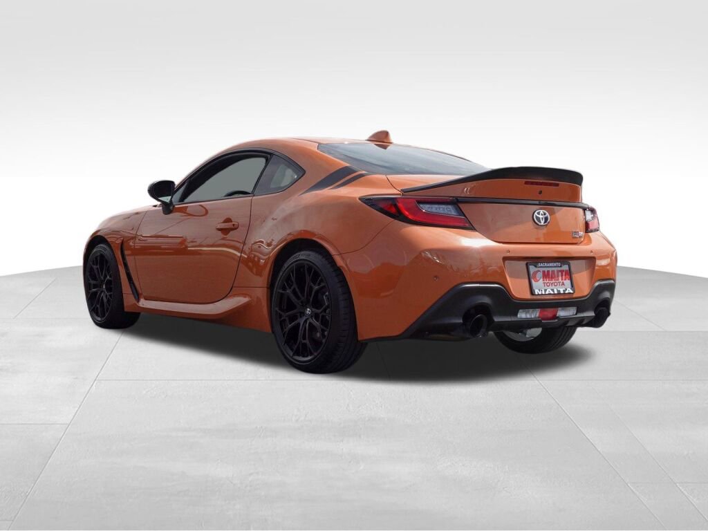 Certified 2023 Toyota GR86 10th Anniversary SE image 6