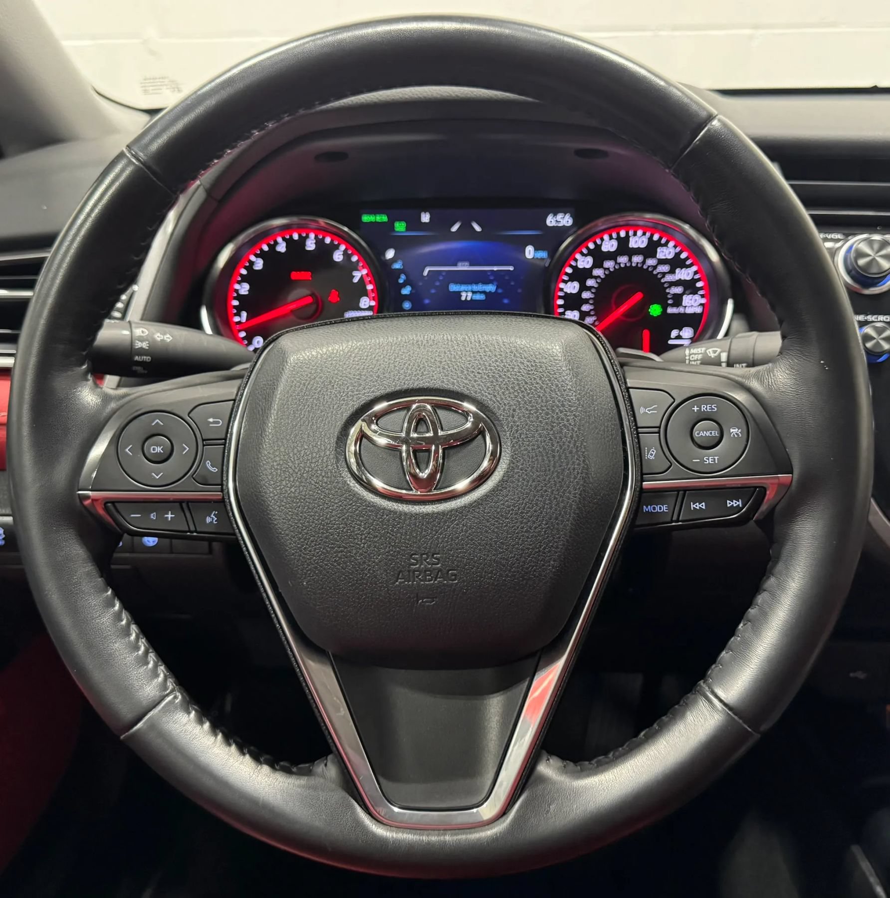 Used 2020 Toyota Camry XSE AWD/4WD image 18