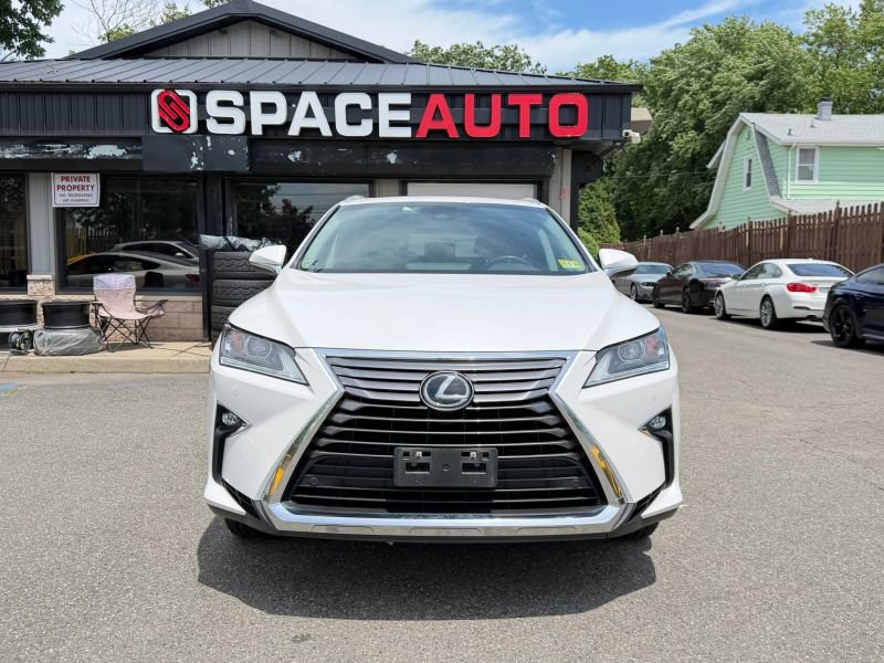 Used 2019 Lexus RX 350L AWD image 2