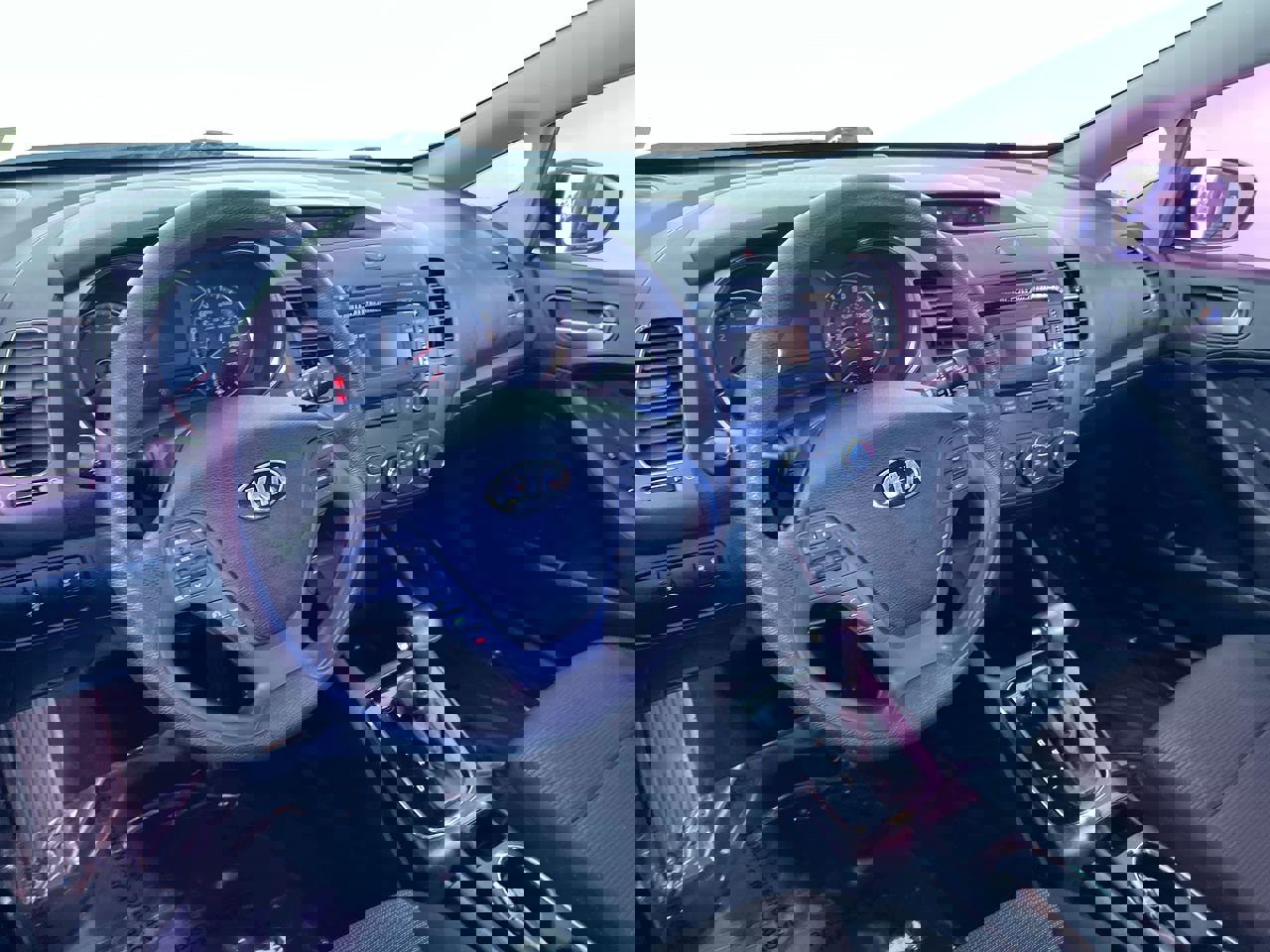 Used 2018 Kia Forte LX image 27