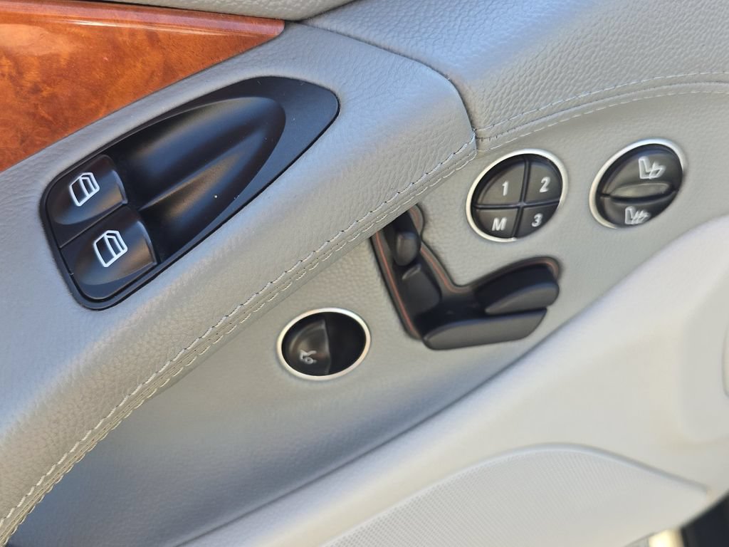 Used 2005 Mercedes-Benz SL 500 image 27