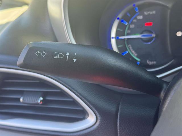 Used 2019 Chrysler Pacifica Touring-L image 20