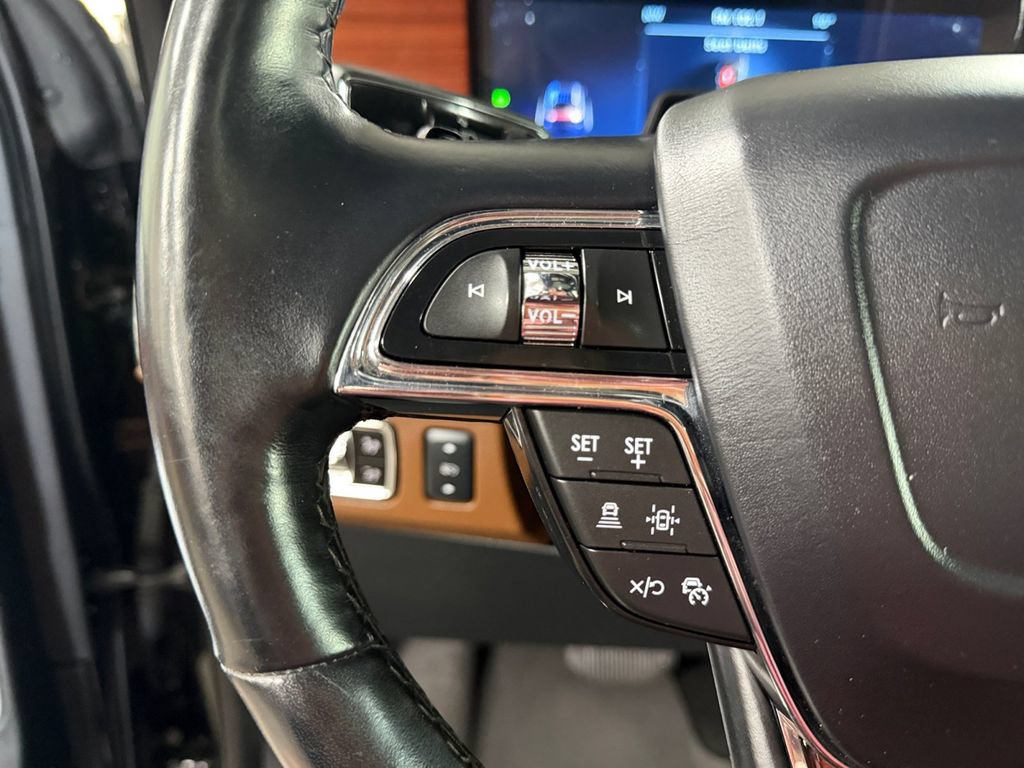 Used 2024 Lincoln Navigator L Reserve w/ Equipment Group 201A AWD/4WD image 31