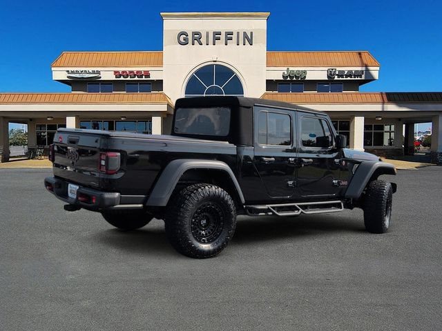 Used 2024 Jeep Gladiator Rubicon w/ Safety Group AWD/4WD image 4
