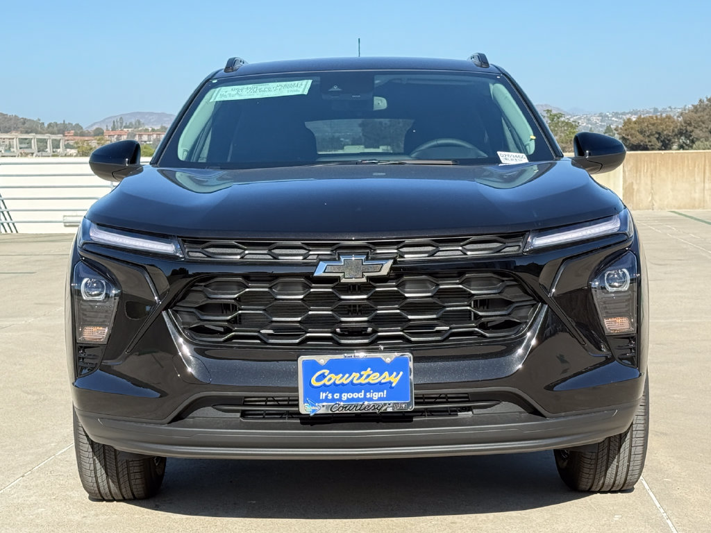 New 2026 Chevrolet Trax LT w/ Driver Confidence Package FWD image 4