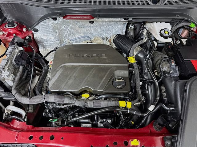 Used 2025 Chevrolet Trax LT image 28