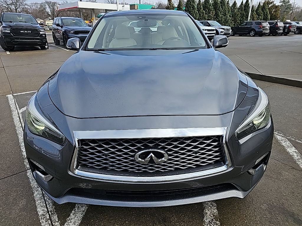 Used 2020 INFINITI Q50 Luxe w/ Essential Package (3.0T Luxe) image 8