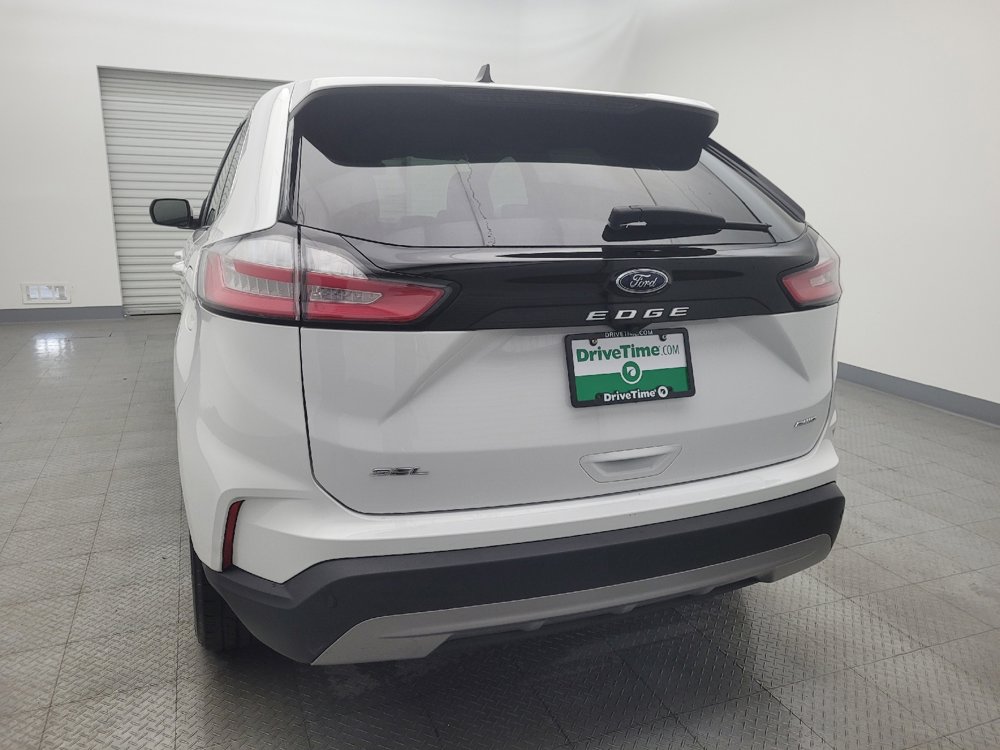 Used 2024 Ford Edge SEL image 6
