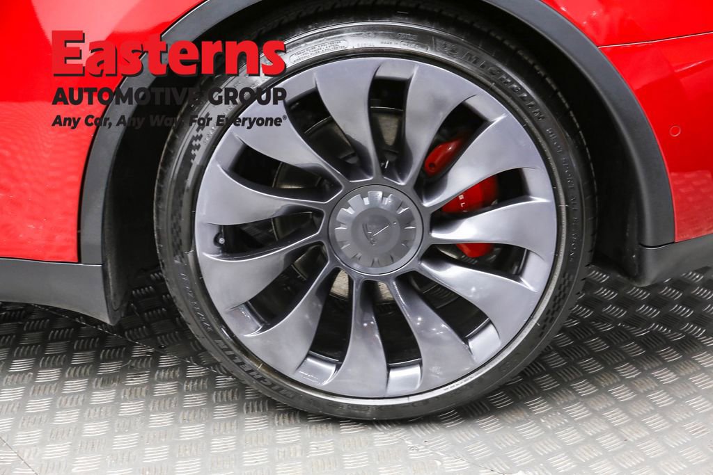 Used 2022 Tesla Model Y Performance image 8