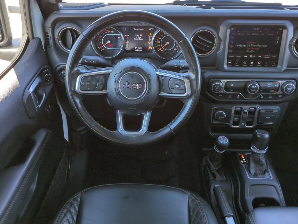 Used 2021 Jeep Gladiator Overland image 16