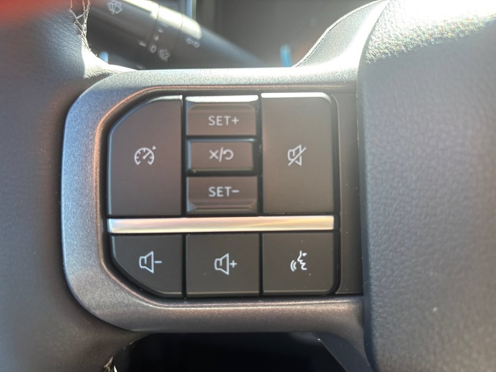 Used 2026 Ford F350 Lariat w/ Chrome Package AWD/4WD image 22