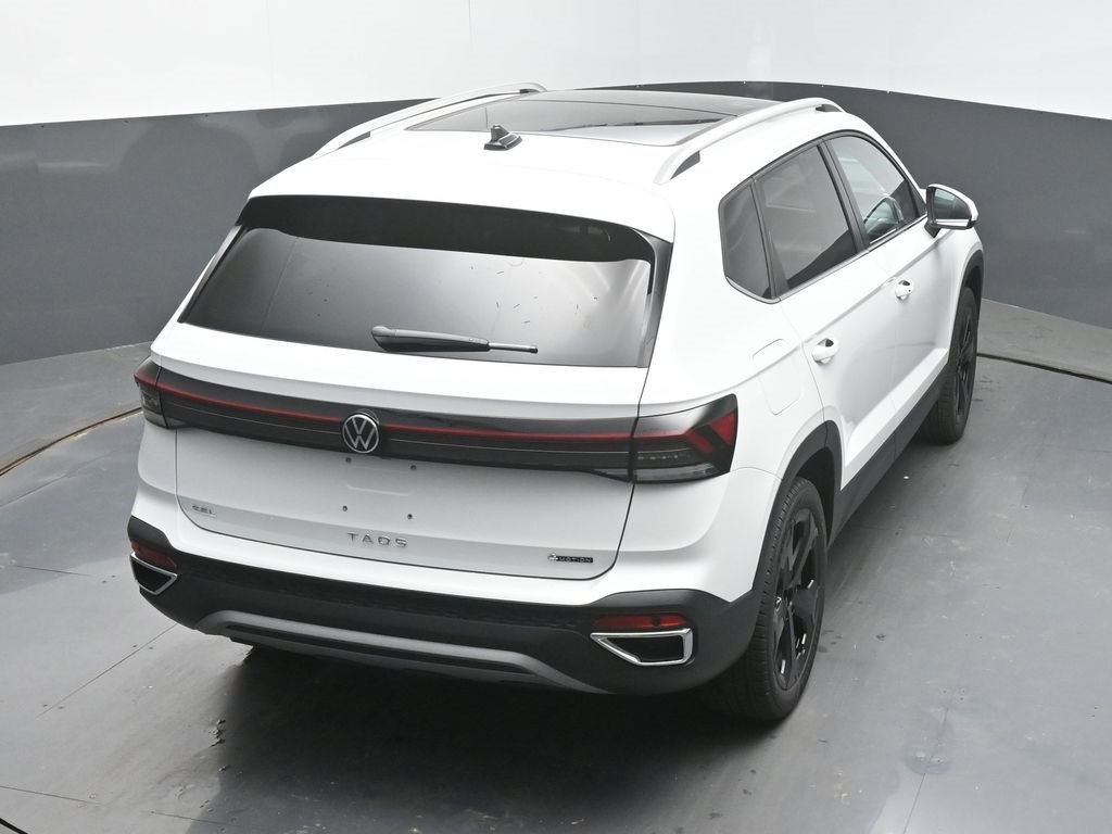 Used 2025 Volkswagen Taos SEL image 47