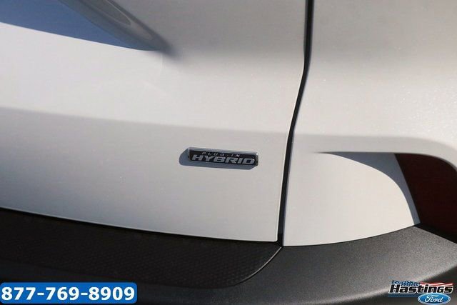 New 2025 Ford Escape SE w/ PHEV Premium Package FWD image 8