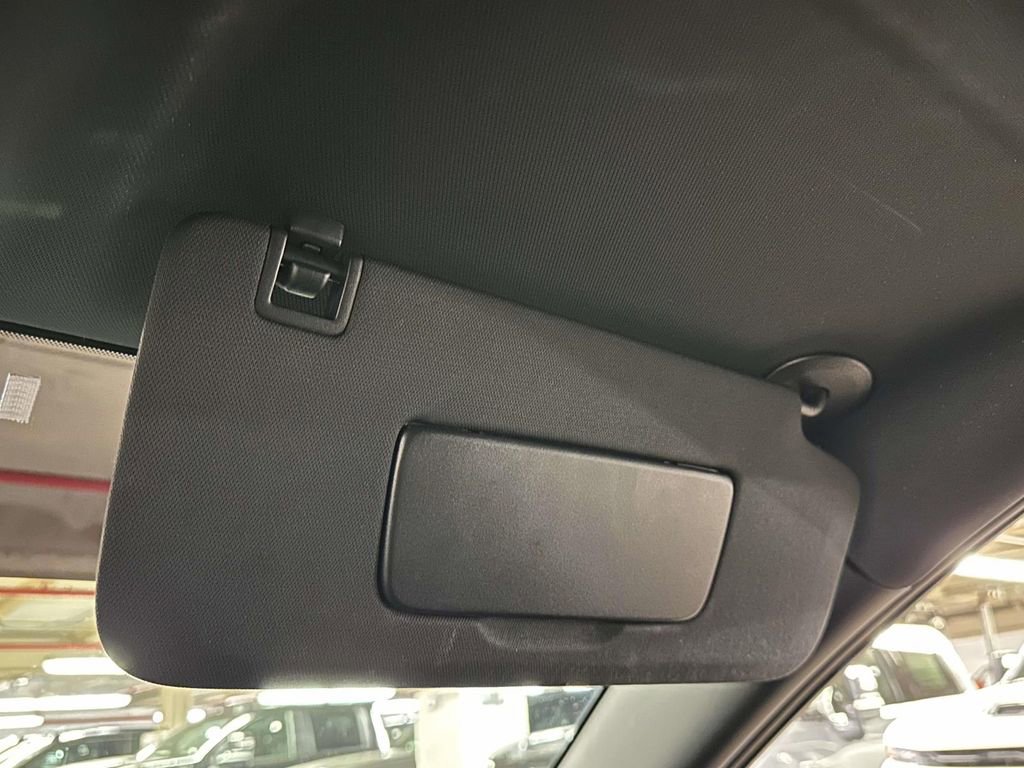 Used 2024 Chevrolet Traverse Z71 image 25