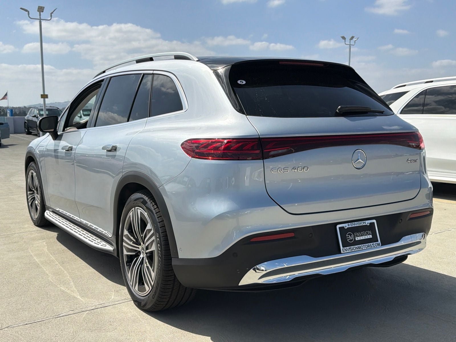 New 2027 Mercedes-Benz EQS 400 4MATIC SUV image 8