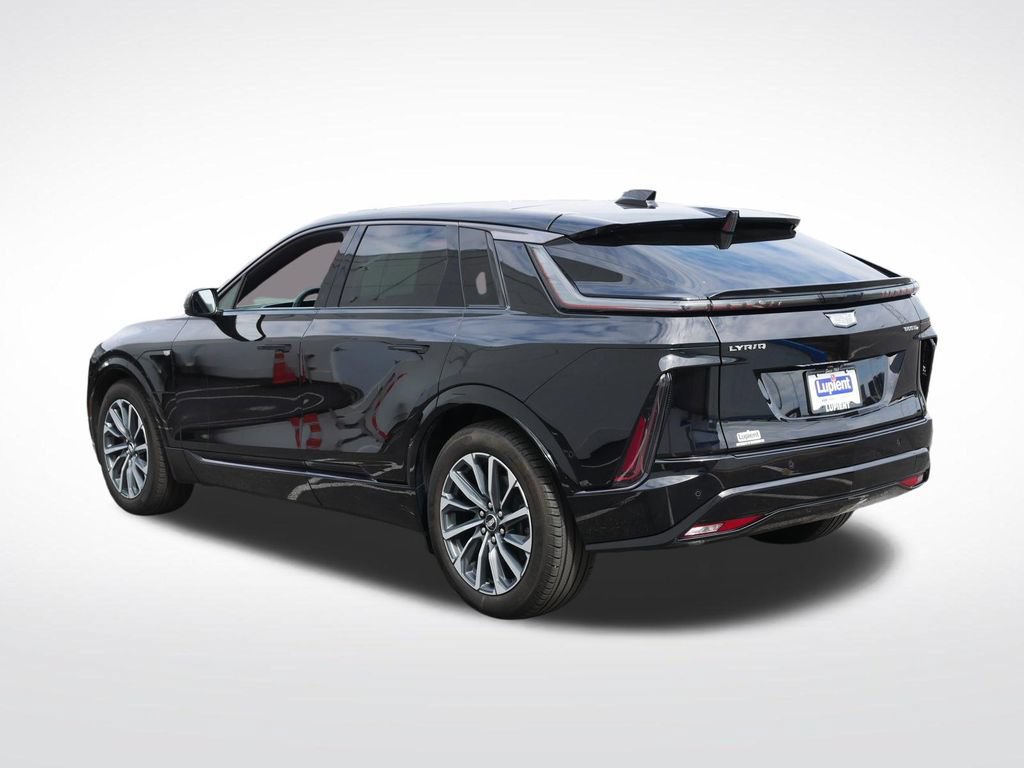 Used 2024 Cadillac Lyriq Sport AWD/4WD image 7