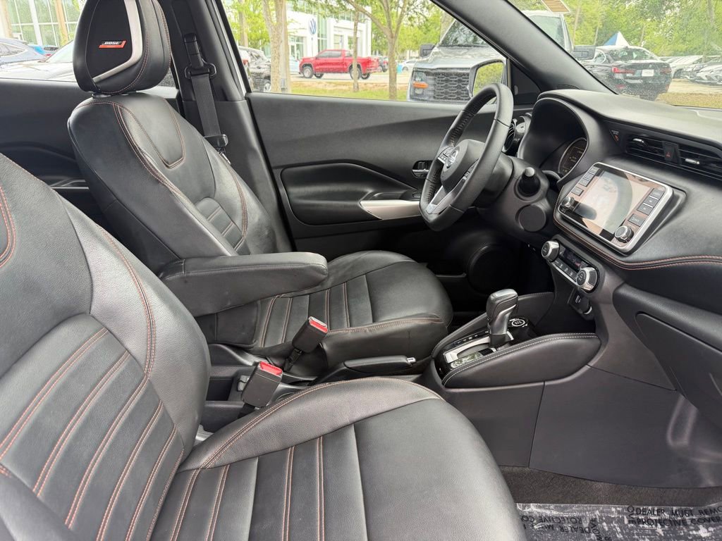 Used 2019 Nissan Kicks SR w/ SR Premium Package image 9