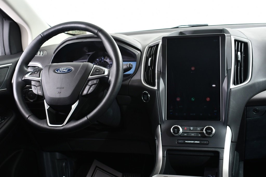 Used 2024 Ford Edge SEL w/ Convenience Package image 8