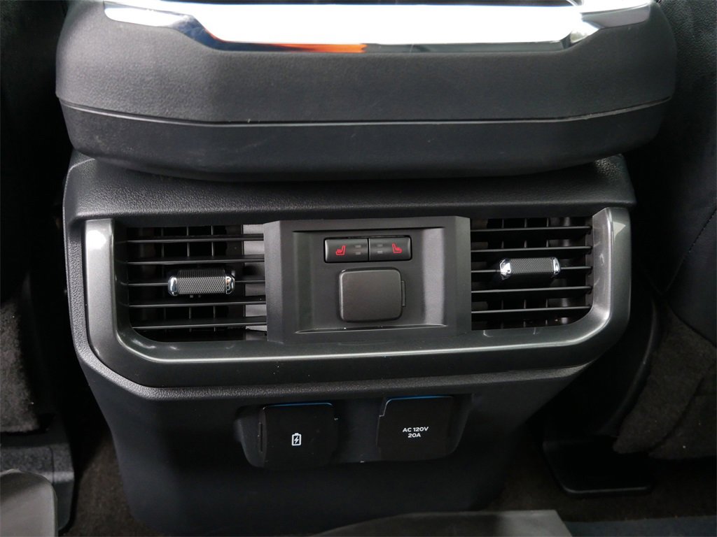 Used 2022 Ford F150 Lariat w/ Equipment Group 502A High image 14