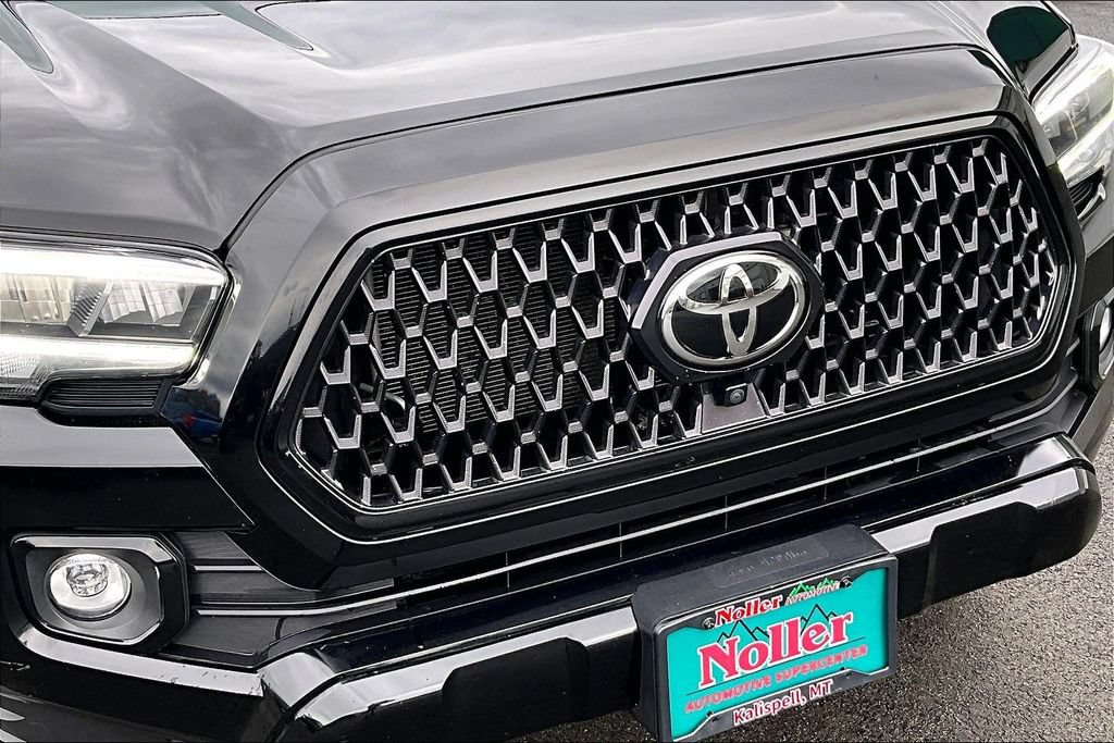 Used 2023 Toyota Tacoma Limited w/ Nightshade Package AWD/4WD image 29